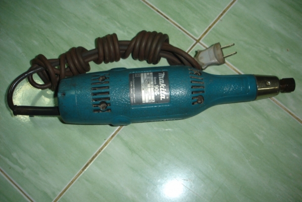 ขายเครื่องเจียรคอยาว Makita รุ่น 906 (240w.)