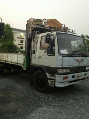 ขายรถบรรทุก 6 ล้อยาว 2 คัน 1.ISUZU ROCKY 175 แรงม้าพื้นเรียบยาว 7.20 2.HONO FF 195 แรงม้ากระบะคาร์โก้ยาว 7.20 เมตร ราคารวม 920000