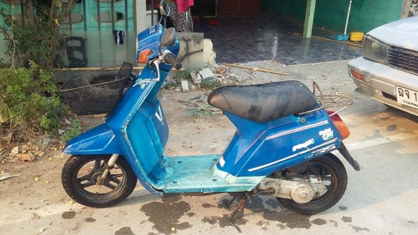 ขาย รถป๊อบ 50cc.ขับได้ ตามรูปคับ ขาย 3000