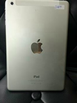 จะขายipad mini 4g wifi สีขาว จะขายipad mini 4g wifi สีขาว