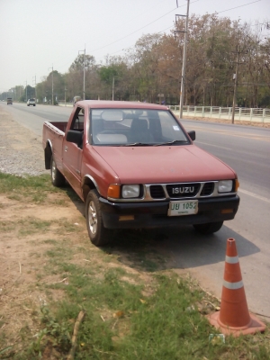 มังกรทองตอนเดียว ยอดประหยัด เครื่อง2500cc 90hp  ปี36 เครื่องแน่นๆ แคสซีสวยมาก แอร์หนาวๆ  ล้อแม็ก ดอกยางเต็ม ตัวรถไม่ผุ กะบะไม่ผุ สวยน่าใช้มากๆ