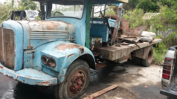 ขาย6ล้อเบนซ์เครื่อง6สูบเบนซ์ พร้อมทะเบียน ม.79 สภาพดีไม่มีผุ เอาไปทำเทเลอร์หรือทำกระบะโปร่งสวยๆครับ ขาย 155000 บาท