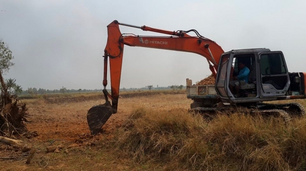 ขายรถขุดแบ็คโค ฮิตาชิ EX120-3ช่วงล่างดี เอวแน่น ไฟฟ้าเต็ม สภาพพร้อมใช้งาน เครื่องดีปั๊มแห้ง บูมอาร์ม สวย ทำงานปกติ