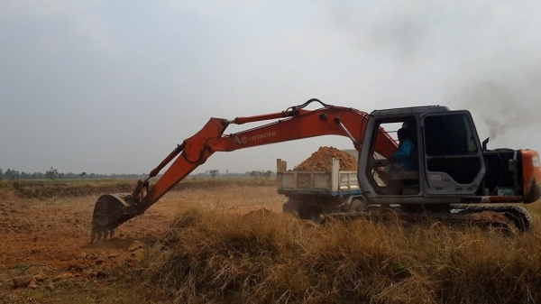 ขายรถขุดแบ็คโค ฮิตาชิ EX120-3ช่วงล่างดี เอวแน่น ไฟฟ้าเต็ม สภาพพร้อมใช้งาน เครื่องดีปั๊มแห้ง บูมอาร์ม สวย ทำงานปกติ