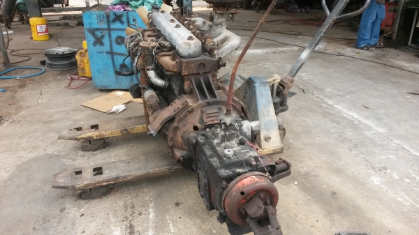 ขายเครื่อง6BB พร้อมเกียร์ตัดลงจากรถแห้งๆ ไม่มีเลข ขาย 45000 บาท