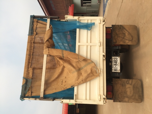 ประกาศขาย!!! รถหกล้อดั้ม