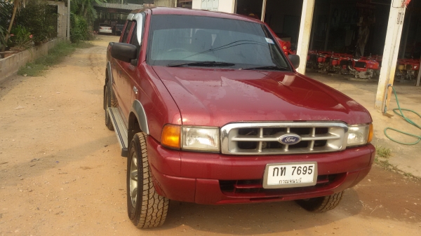 ขายรถฟอร์ดโฟวินสี่ปะตูราคาไม้แพงเพียง 185000บาท ปี43สภาพหรืจะแลกกับรถอีแต๋นด้ำ6ล้อหรืออีแต๋นธรรมดาหรือรถปั่นก็ได้ครับราสูงต่ำคุยกันสนใจโทร0813655997 อำพร พาเจริญ