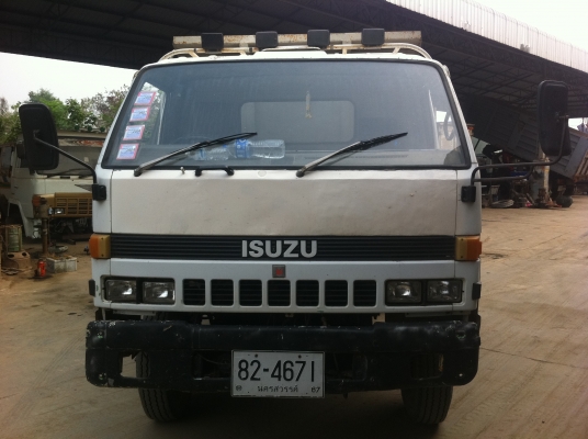 ISUZU NPR