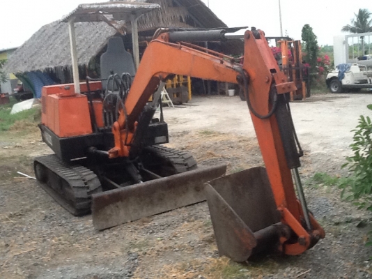 รถขุดairman hm30s สภาพดีพร้อมใช้ราคาไม่แพงครับ รถเก่านอกแทคยางสภาพดีมากๆ