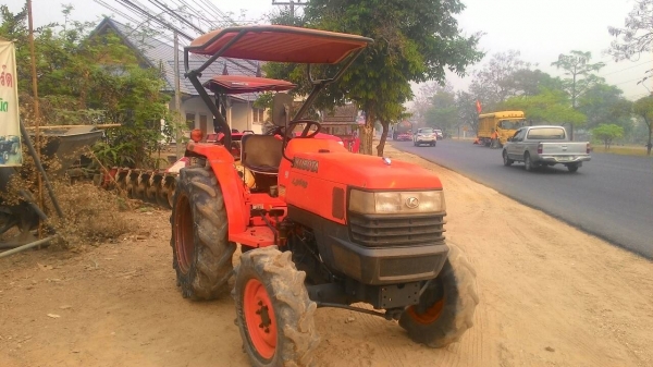 ขายรถไถ KUBOTA L3408 สภาพดีพร้อมใช้งาน อุปกรณ์พร้อม ผานพรวนและโรตารี่ ขายรถไถ KUBOTA L3408 สภาพดีพร้อมใช้งาน อุปกรณ์พร้อม ผานพรวนและโรตารี่