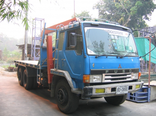 ขายรถบรรทุก10ล้อ  ติดเครนUNIC3ตัน