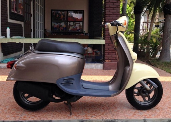 ขาย HONDA GIORNO สภาพสวยเดิมๆไม่แตกไม่หักอุปกรณ์ครบ