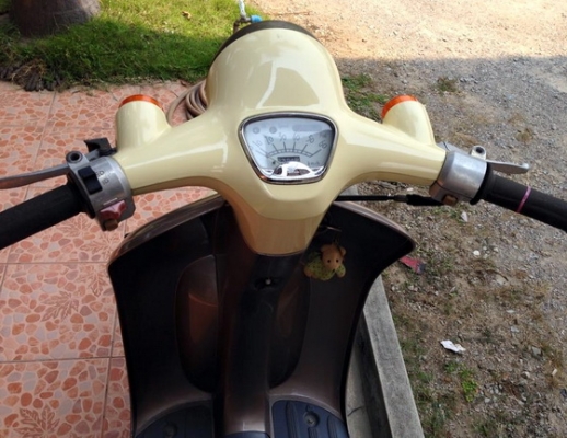 ขาย HONDA GIORNO สภาพสวยเดิมๆไม่แตกไม่หักอุปกรณ์ครบ