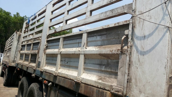 ขายรถบรรทุก 18 ล้อพ่วงแม่ลูกไม่ดัมพ์ ISUZU DECA 270 แรงม้าปี 2542 หางพ่วง 2 เพลา ราคา 1400000
