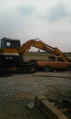 ขาย komatsu pc120-3 ด่วน 370,000.-บาท ขาย komatsu pc120-3 ด่วน 370,000.-บาท