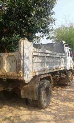 ขาย6ล้อ ดั้มอีซูซุร็อกกี้165แรง พ.เพาเวอร์ เครื่องดี คัชซีสวย ยางดี สภาพพร้อมใช้งาน เอกสารพร้อมโอน สนใจโทร0908588220คุณนะ 093-3258446คุณบิวตี้ ID:narong498 หรือ www.truck.in.th/498 หรือfb:ณรงค์ ซื้อขายรถมือสอง (เว็บไซต์ส่วนตัว)