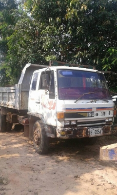 ขาย6ล้อ ดั้มอีซูซุร็อกกี้165แรง พ.เพาเวอร์ เครื่องดี คัชซีสวย ยางดี สภาพพร้อมใช้งาน เอกสารพร้อมโอน สนใจโทร0908588220คุณนะ 093-3258446คุณบิวตี้ ID:narong498 หรือ www.truck.in.th/498 หรือfb:ณรงค์ ซื้อขายรถมือสอง (เว็บไซต์ส่วนตัว)