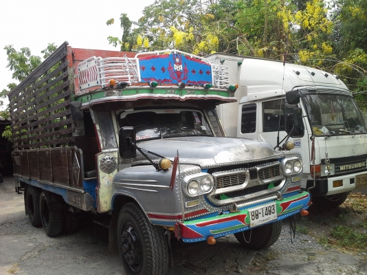 ขายรถ. 10. ล้อ ขายรถ. 10. ล้อ