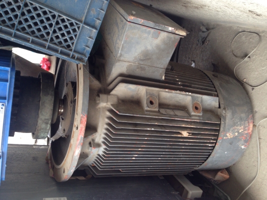 ขายมอเตอร์หน้าแปลน Siemens 150HP. 380V 1450RPM. สภาพสวยเดิมๆ พร้อมใช้งาน