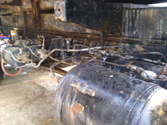 10ล้อดั้มเรือมี2คัน FM3MNLD....เครื่องM10C...240แรงปี2541...รถสภาพดี พร้อมใชฺ้เล่มพร้ิม