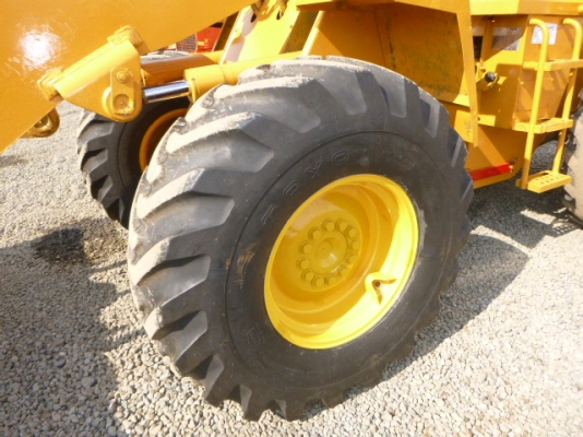 ขายรถตัก TCM 835-2 ขายรถตัก TCM 835-2