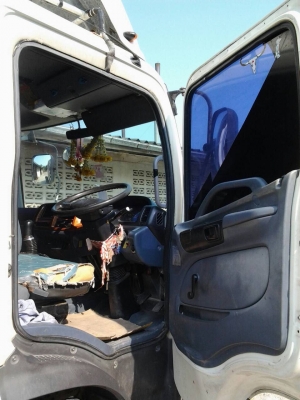 6ล้อรั้วยาว4.5ม....150แรงปี2548....Hino. Fc4J. รถสภาพสวย....พร้อมใช้ เล่มพร้อม