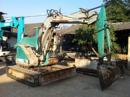 ขายรถขุด  KOMATSU PC50UU-1  มีหลายคัน
