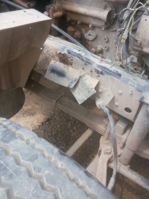 รถโม่ Isuzu  10 ล้อ รุ่น CXZ เครื่อง 6 RB1 ราคา 790,000