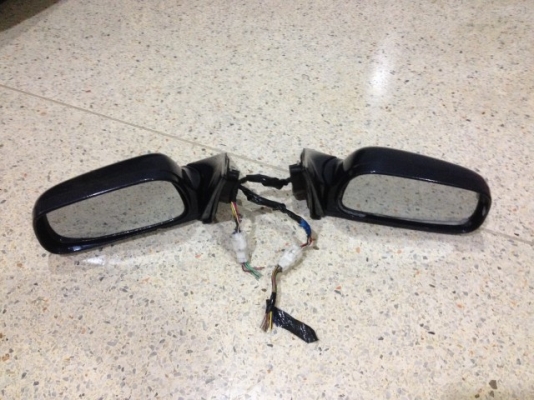 กระจกมองข้าง CAMRY ออสเตเรียพับไฟ้ฟ้ของเก่าญี่ปุนหารุ่นอื่นสอบถามได้ครับ