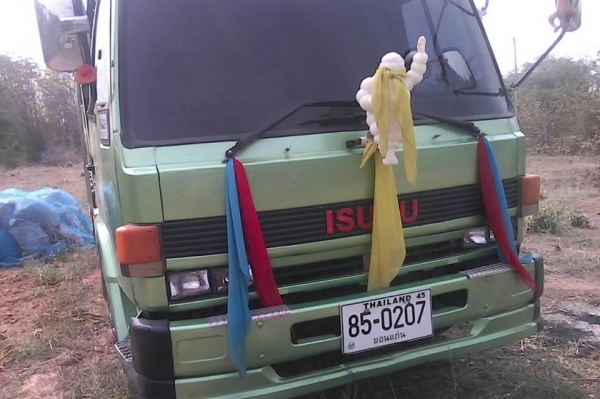 ขาย6ล้อ ดั้มISUZU ROCKY FRR 175แรง พ.เพาเวอร์ เบรกทิฟฟี่ เครื่องดี คัชซีสวย ภายในสวย ยางดี สภาพพร้อมใช้งาน เอกสารพร้อมโอน สนใจโทร090-8588220คุณนะ 093-3258446คุณบิวตี้ ID:narong498 หรือ www.truck.in.th/498 หรือfb:ณรงค์ ซื้อขายรถมือสอง (เว็บไซต์ส่วนตัว) ขาย6ล้อ ดั้มISUZU ROCKY FRR 175แรง พ.เพาเวอร์ เบรกทิฟฟี่ เครื่องดี คัชซีสวย ภายในสวย ยางดี สภาพพร้อมใช้งาน เอกสารพร้อมโอน สนใจโทร090-8588220คุณนะ 093-3258446คุณบิวตี้ ID:narong498 หรือ www.truck.in.th/498 หรือfb:ณรงค์ ซื้อขายรถมือสอง (เว็บไซต์ส่วนตัว)