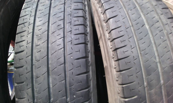 205R14 BRIDGESTONE LEO677 ปี 12 สองเส้น 1800 โทร.081-427-3941 205R14 BRIDGESTONE LEO677 ปี 12 สองเส้น 1800 โทร.081-427-3941