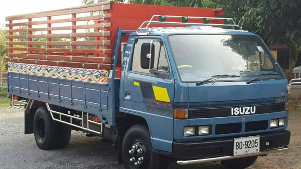 ขาย6ล้อ ISUZU NPR 115แรง NPR59LU5-FM สั่งลุยแท้Fหน้า-หลัง ภายในสวยใช้ได้ทุกอย่าง เครื่องดี คัชซีสวย ยางดี สภาพพร้อมใช้งาน เอกสารพร้อมโอน สนใจโทร 090-8588220คุณนะ 093-3258446คุณบิวตี้ ID:narong498 หรือ www.truck.in.th/498 หรือfb:ณรงค์ ซื้อขายรถมือสอง(เว็บไ