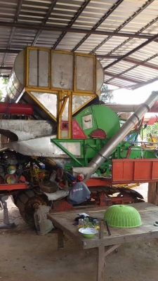ขายรถเกี่ยวพร้อมรถเทรลเลอร์