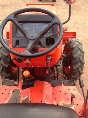 แทรกเตอร์คูโบต้า 4508 สภาพดีพร้อมใช้งาน มีผานดันหน้า และ โรตารี่ แทรกเตอร์คูโบต้า 4508 สภาพดีพร้อมใช้งาน มีผานดันหน้า และ โรตารี่