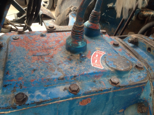 ขายรถไถ 2 เพลา Ford 6610 มีภาพวีดีโอ สภาพสวยพร้อมใช้  เอกสารซื้อขาย สภาพยาง70 \% ผานดันหน้า และผาน 6  ราคา 385,000 บาท ต่อรองได้ครับ  โทร 081-9972972 089-8451778