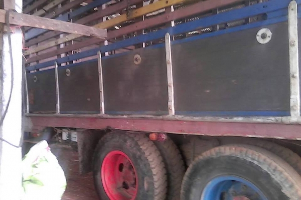 ขาย10ล้อหน้ายาว เครื่อง165แรง เครื่องดี แคชซีสวย ยางดี สภาพพร้อมใช้งาน เอกสารพร้อมโอน สนใจโทร 090-8588220คุณนะ 093-3258446คุณบิว ID:narong498 หรือ www.truck.in.th/498 หรือfb:ณรงค์ ซื้อขายรถมือสอง(เว็บไซต์ส่วนตัว)