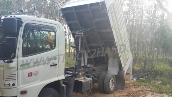 Hino ปี 2012 เครื่อง 150 ดั้มสามมิตร เดิมๆ ทั้งคัน รถใช้น้อย สภาพดี