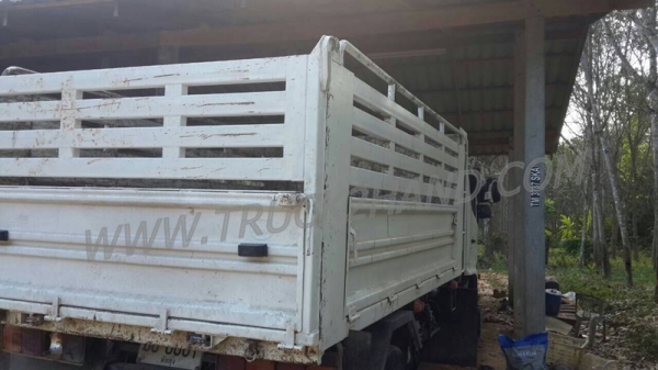 Hino ปี 2012 เครื่อง 150 ดั้มสามมิตร เดิมๆ ทั้งคัน รถใช้น้อย สภาพดี