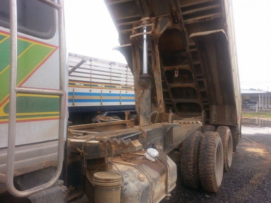 ขาย10ล้อ2เพลา ดั้มFM3M เครื่อง245แรง พ.เพาเวอร์ เบรกทิฟฟี่ กระบะดั้มมิเนียม เครื่องดี ภายในสวย ยางดี คัชซีสวย สภาพพร้อมใช้งาน เอกสารพร้อมโอน สนใจโทร 090-8588220คุณนะ 093-3258446คุณบิว ID:narong498 หรือ www.truck.in.th/498 หรือfb:ณรงค์ ซื้อขายรถมือสอง (เว็