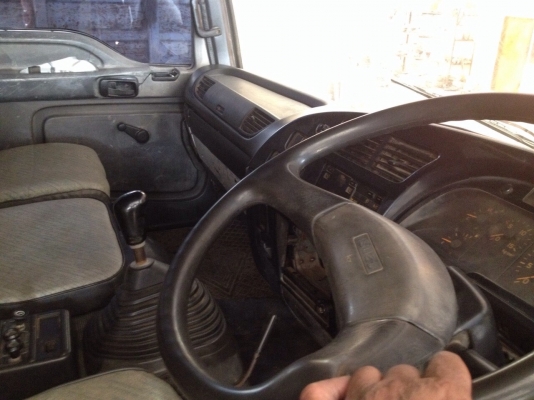 ขายรถ 10 ล้อ 2 เพลา กระบะเหล็ก อ.สามมิตรล๊อนเฉียงดั้ม ISUZU 270 ปี42 รถพร้อมใช้ ราคาไม่แพง 1450000 สนใจโทรเลยครับ