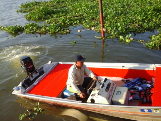 เรือBASS TRACKER 16 ฟุต+เทลเลอสภาพพร้อมใช้ครับ