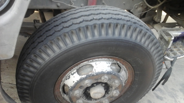 ขายด่วรรภสิบล้อFM3Mเครือง240แรงม้า2เพลารถนํ้ามัน16000ลิต