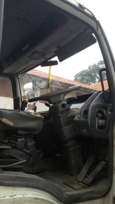 ขายด่วรรภสิบล้อFM3Mเครือง240แรงม้า2เพลารถนํ้ามัน16000ลิต