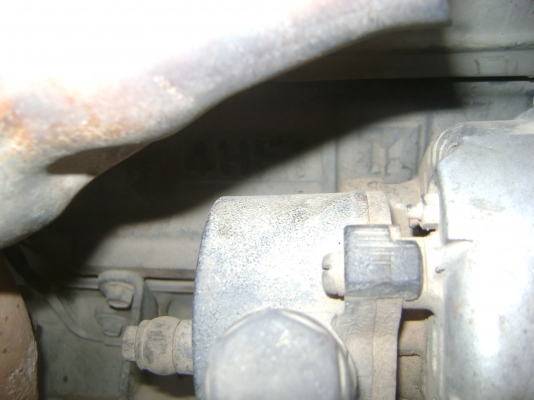 เครื่อง 4HF1  120 แรง  รถปี  42  ราคา  520,000  บาท