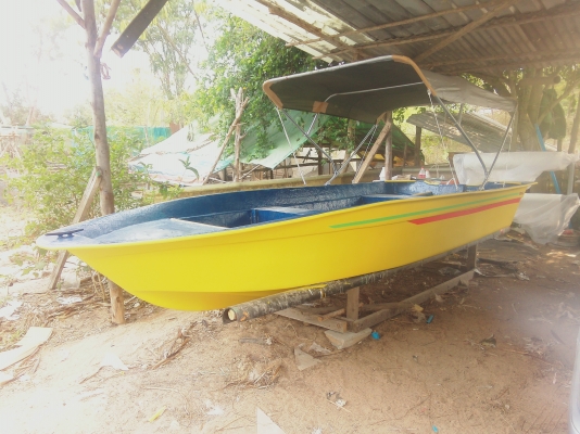เรือไฟเบอร์ 14ฟุ๊ต กว้าง1.5ม สูง50ซม พร้อมเครื่อง TOHATSU