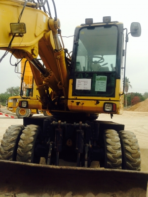 ขายรถขุด KOMATSU PW 200 -7K เก่าญี่ปุ่น แท้100 \%