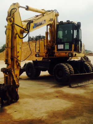 ขายรถขุด KOMATSU PW 200 -7K เก่าญี่ปุ่น แท้100 \%