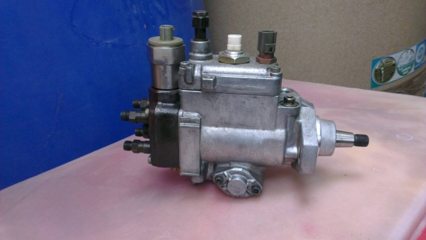 ปั้มดีเซล 3.0 เทอร์โบ ISUZU ปั้มดีเซล 3.0 เทอร์โบ ISUZU