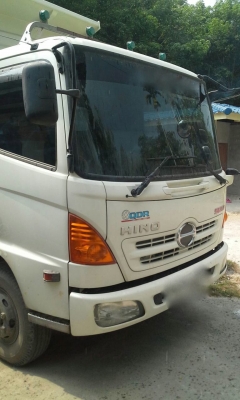 รถฮีโน่ 6 ล้อดั้ม  150  แรงม้า. ปี 55   ( รถวิ่ง 4x,xxx กม. )     สนใจติดต่อ  081 - 6079515