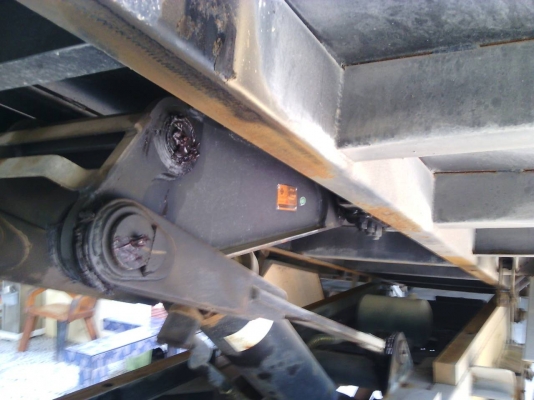 รถฮีโน่ 6 ล้อดั้ม  150  แรงม้า. ปี 55   ( รถวิ่ง 4x,xxx กม. )     สนใจติดต่อ  081 - 6079515